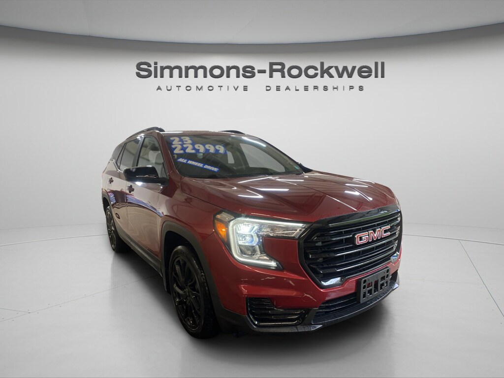 Used 2023 GMC Terrain SLE SUV