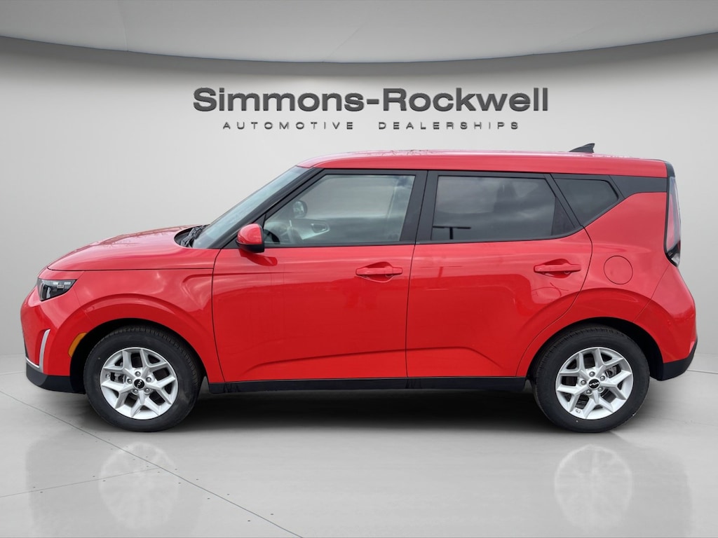 Used 2024 Kia Soul LX Hatchback