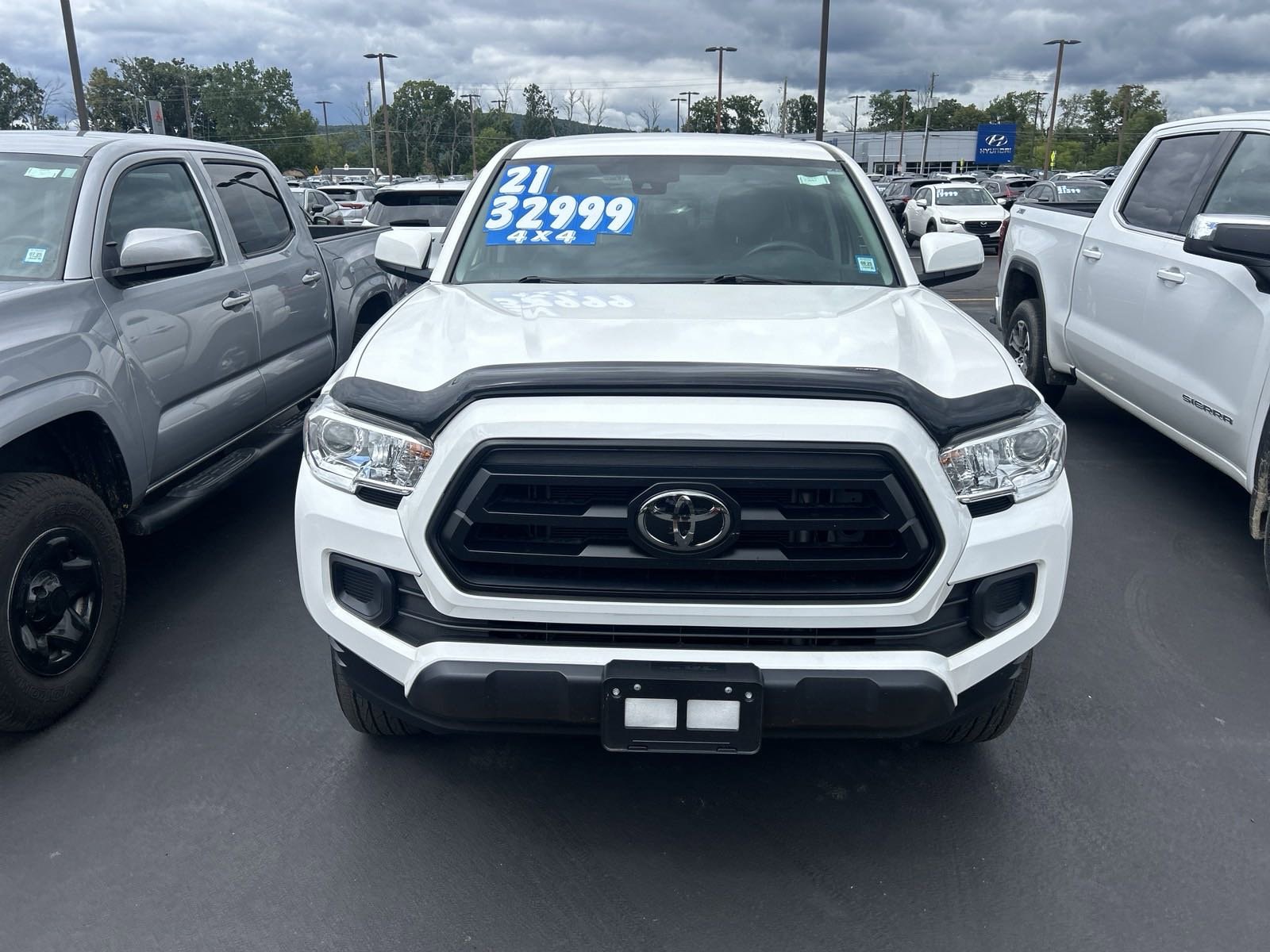 Used 2021 Toyota Tacoma SR with VIN 3TYCZ5AN3MT037688 for sale in Bath, NY