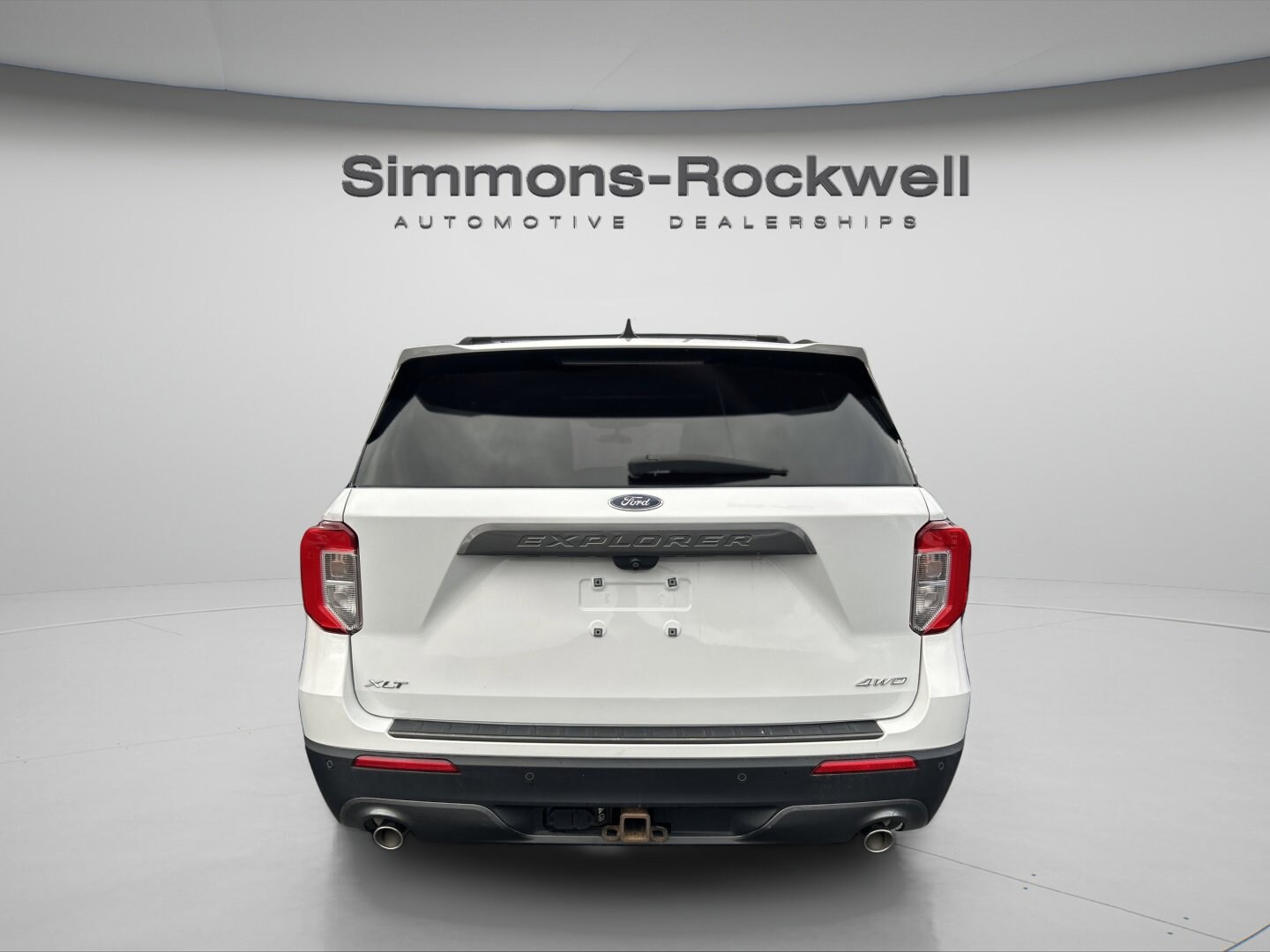 2021 Ford Explorer XLT photo 3