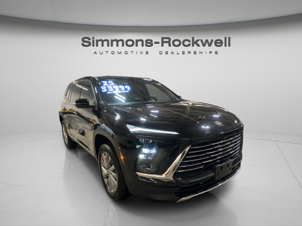 Used 2025 Buick Enclave Preferred SUV