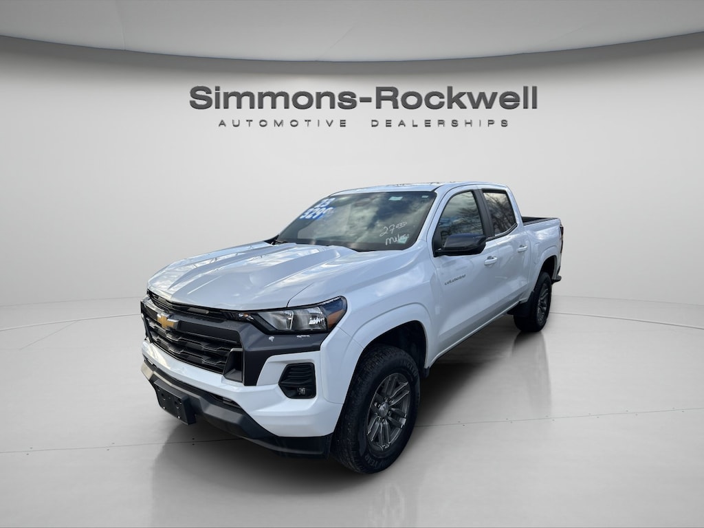 Used 2023 Chevrolet Colorado 4WD LT Truck Crew Cab