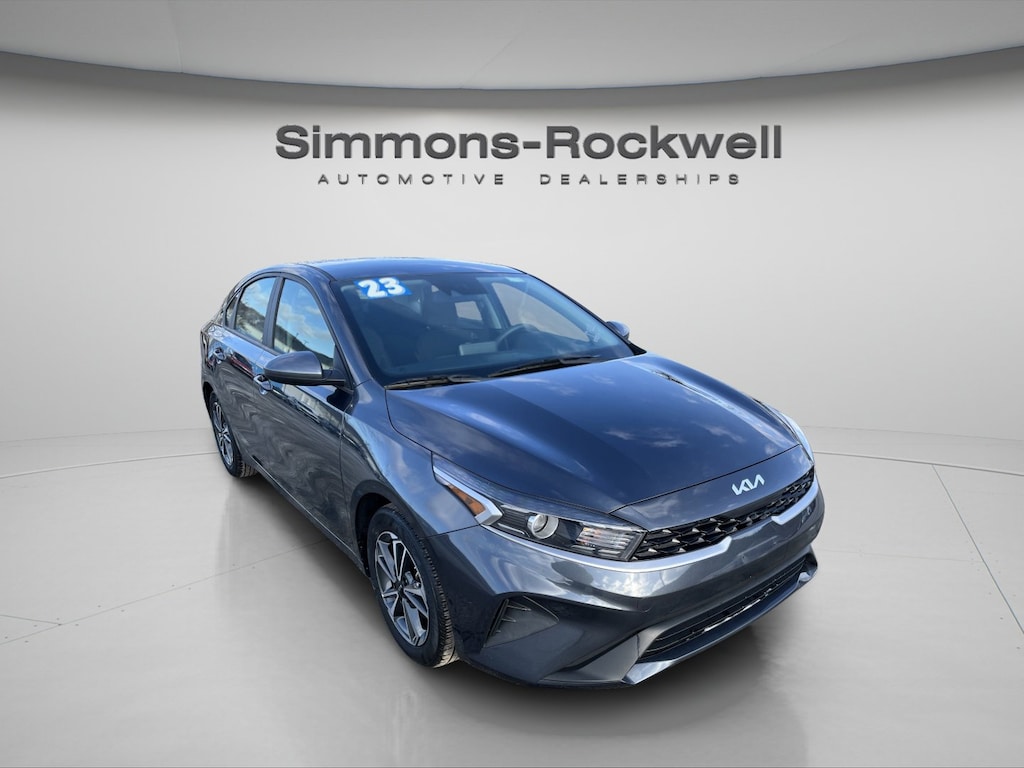 Used 2023 Kia Forte LXS Sedan