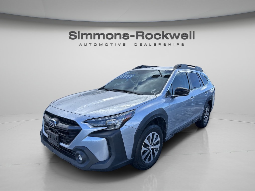 Used 2024 Subaru Outback Premium SUV