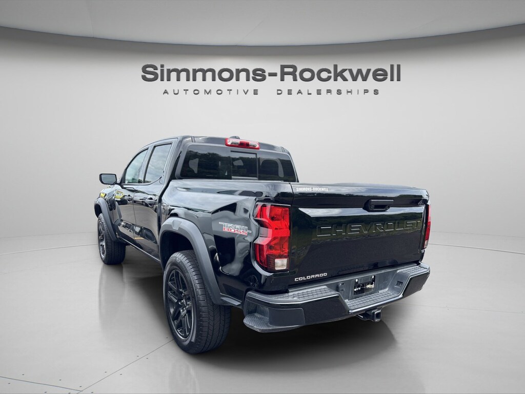 Used 2024 Chevrolet Colorado 4WD Trail Boss Truck Crew Cab