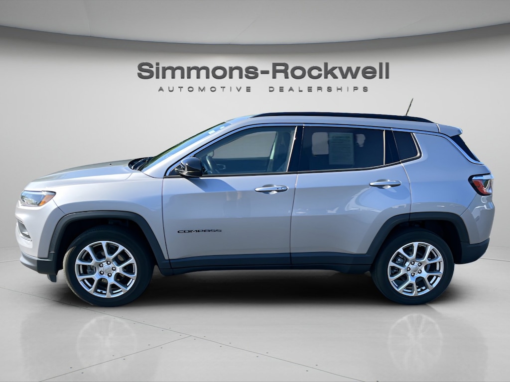 Used 2022 Jeep Compass Latitude Lux SUV