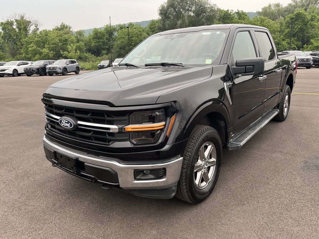 Used 2025 Ford F-150 XLT Truck SuperCrew Cab