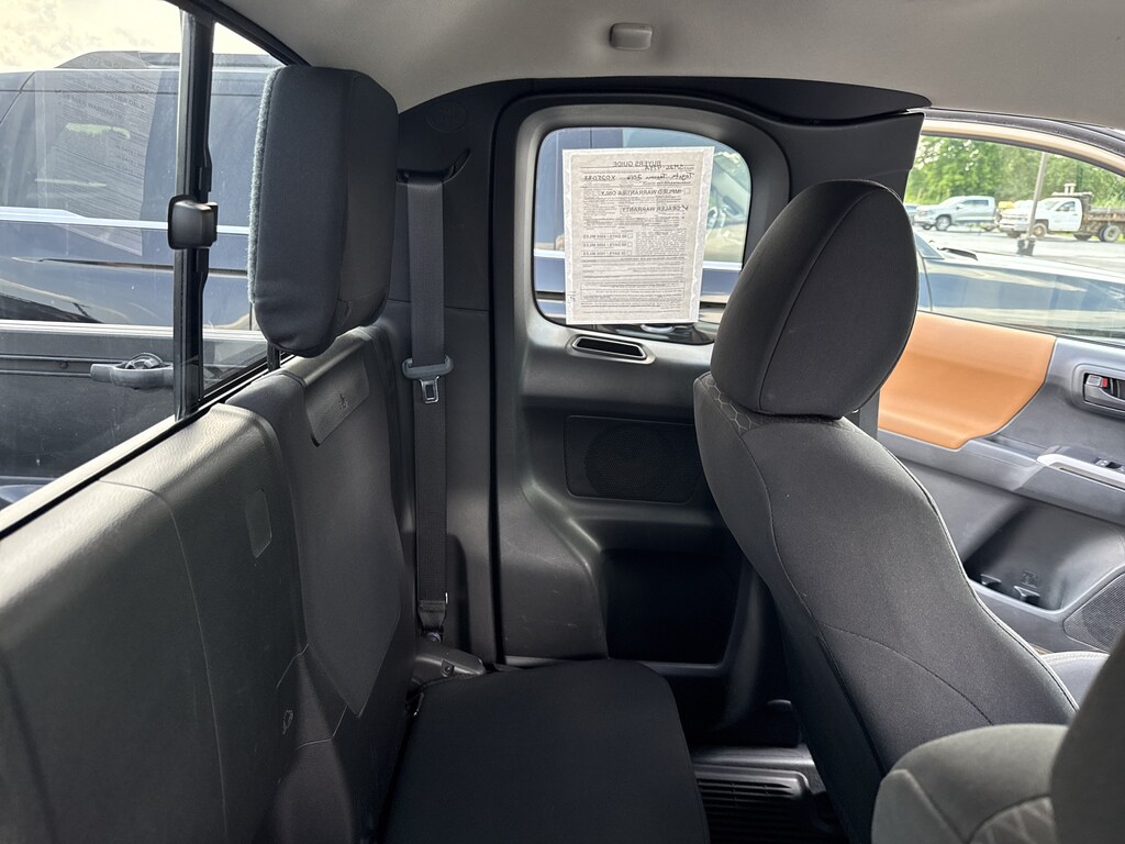 Used 2016 Toyota Tacoma Truck Access Cab