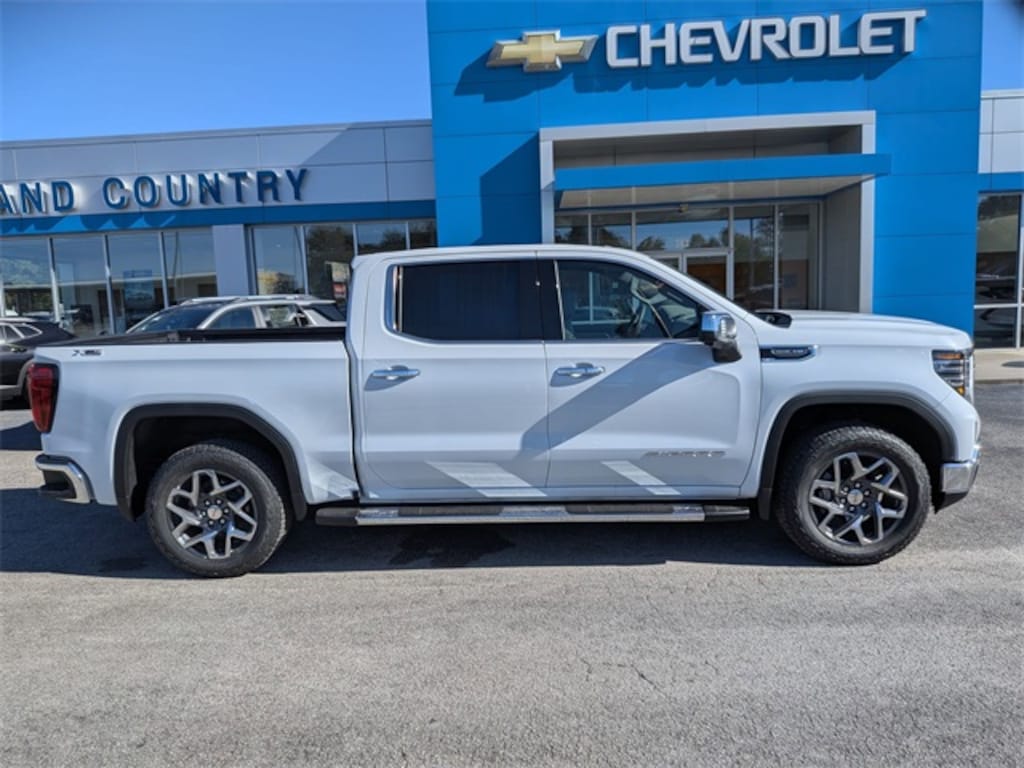 New 2026 GMC Sierra 1500 SLT Truck