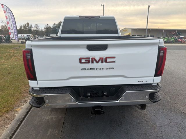 2026 Gmc Sierra 2500 HD SLT photo 4