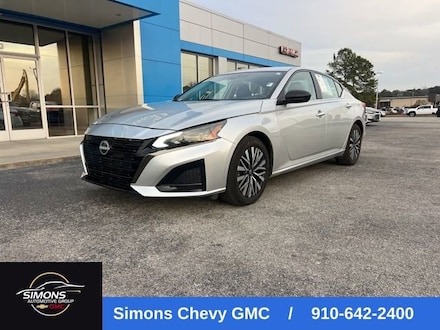 2024 Nissan Altima 2.5 SV Sedan