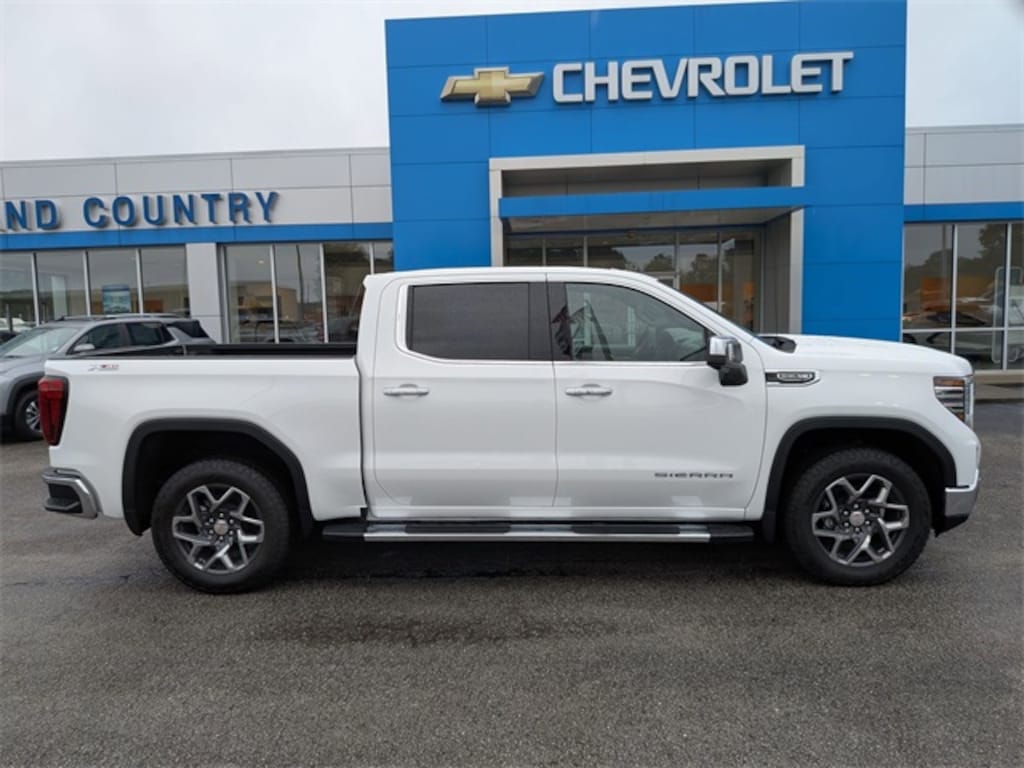 New 2026 GMC Sierra 1500 SLT Truck