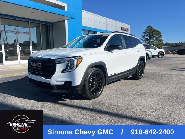 2024 GMC Terrain SLE's photo