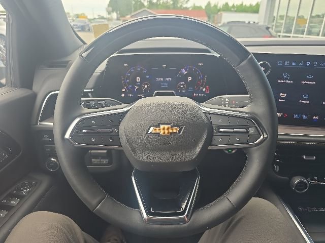 2025 Chevrolet Suburban Premier - Photo 14