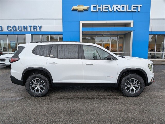 2026 Gmc Acadia AT4 photo 2