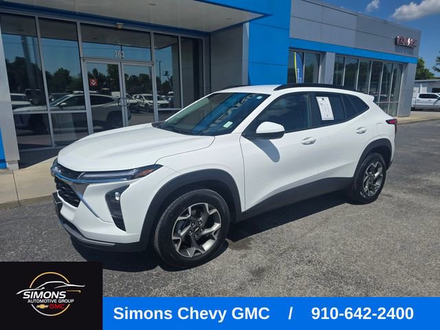 2024 Chevrolet Trax LT's photo