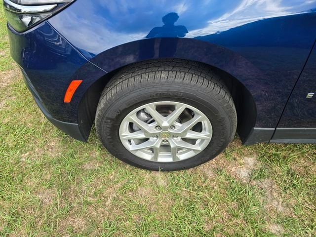 Used 2023 Chevrolet Equinox 1FL with VIN 3GNAX5EG4PL202928 for sale in Whiteville, NC