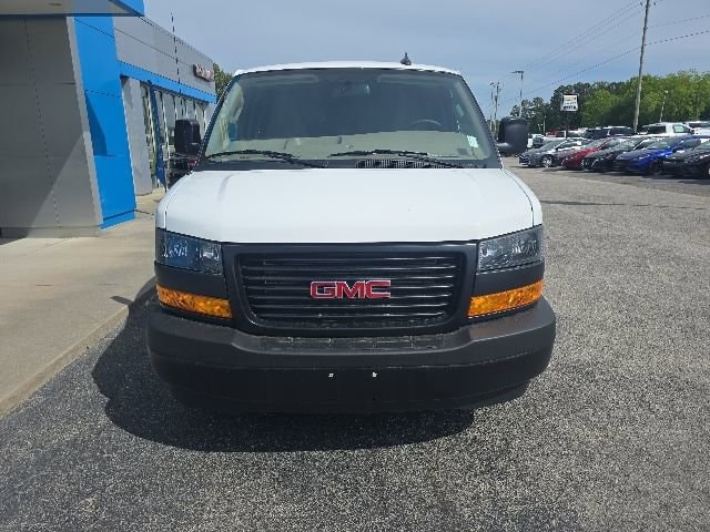 2025 GMC Savana Cargo Work Van - Photo 8