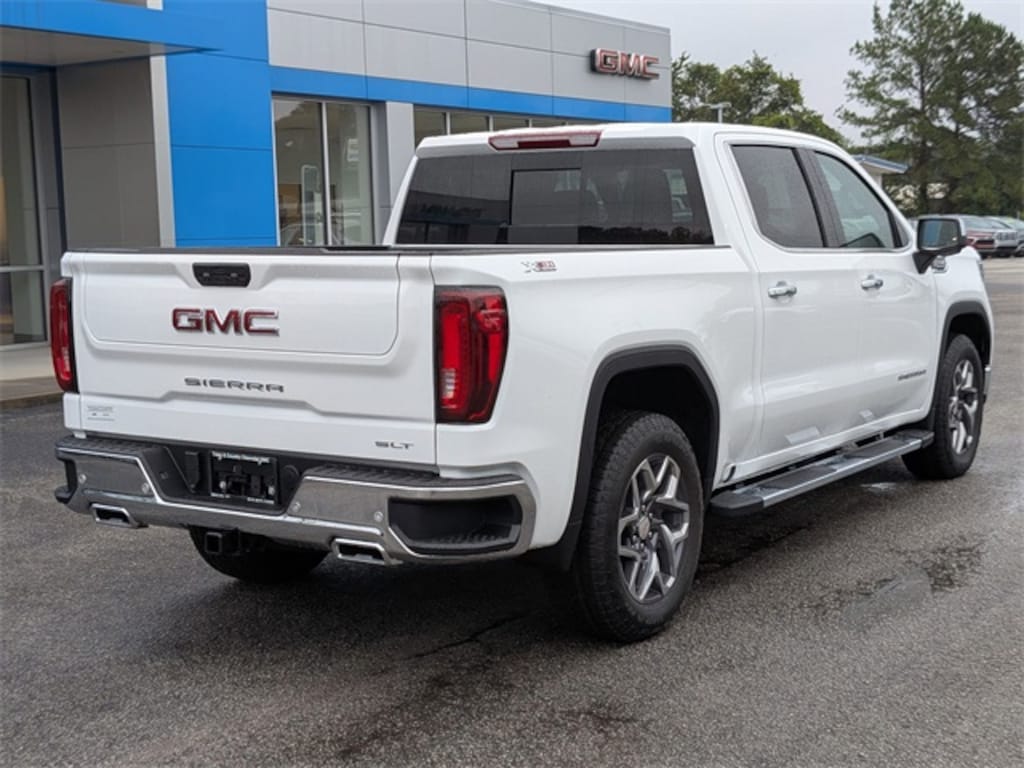 New 2026 GMC Sierra 1500 SLT Truck