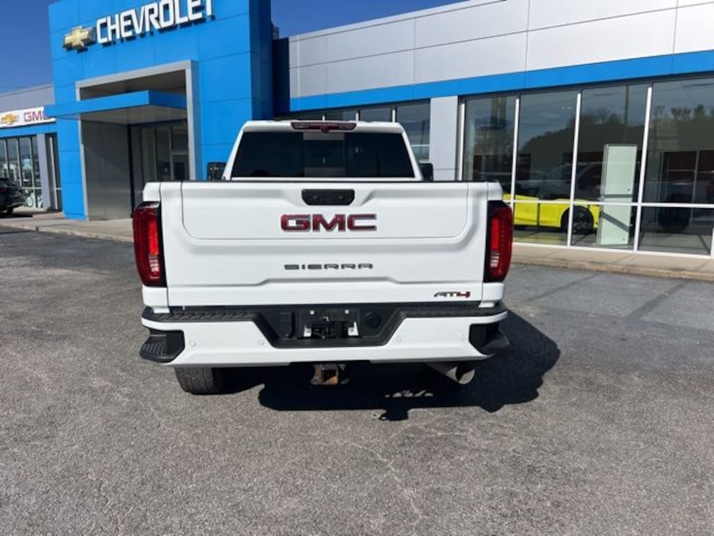Used 2023 GMC Sierra 2500HD AT4 Truck