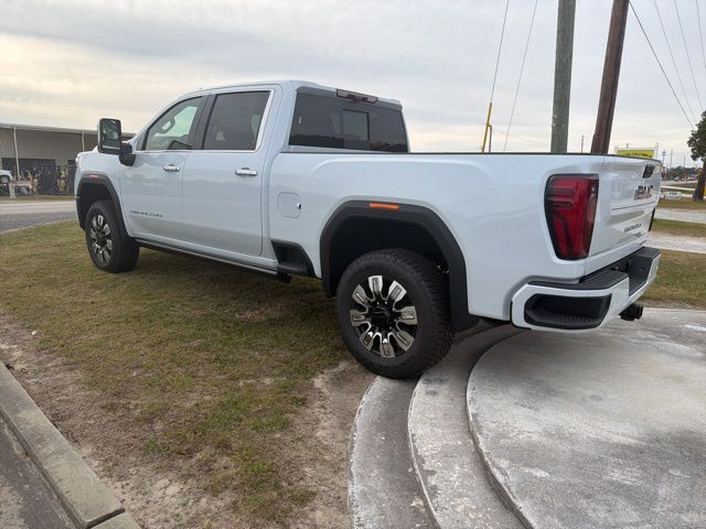 2026 Gmc Sierra 2500 HD Denali photo 3