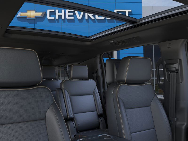 2025 Chevrolet Suburban Premier - Photo 82