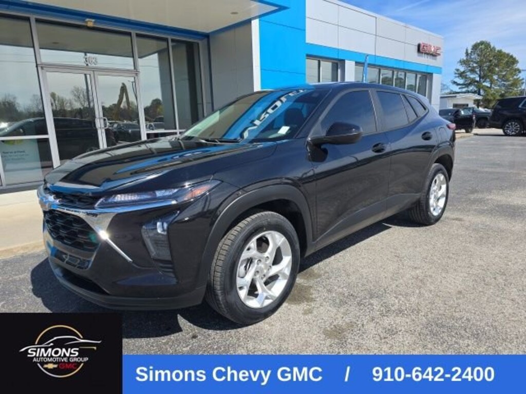 Used 2024 Chevrolet Trax LS SUV