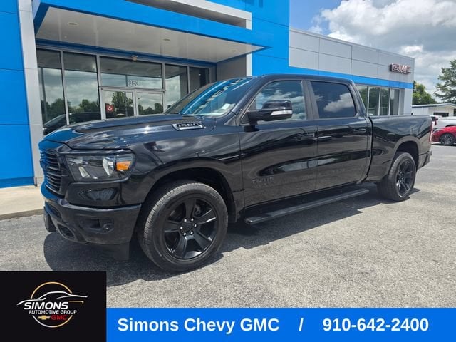 2020 RAM 1500 Big Horn/Lone Star 4x4 Crew Cab 6'4's photo