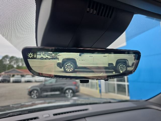 2025 Chevrolet Suburban Premier - Photo 25
