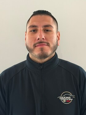 Staff member Pablo Flores from ID_cb864d