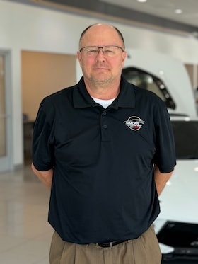 Staff member Scott Elyard from ID_9418e5
