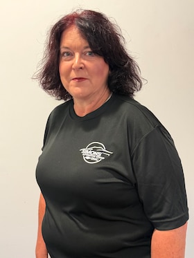 Staff member Linda Ward from ID_c8aef5