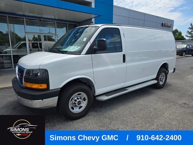 2024 GMC Savana 2500's photo