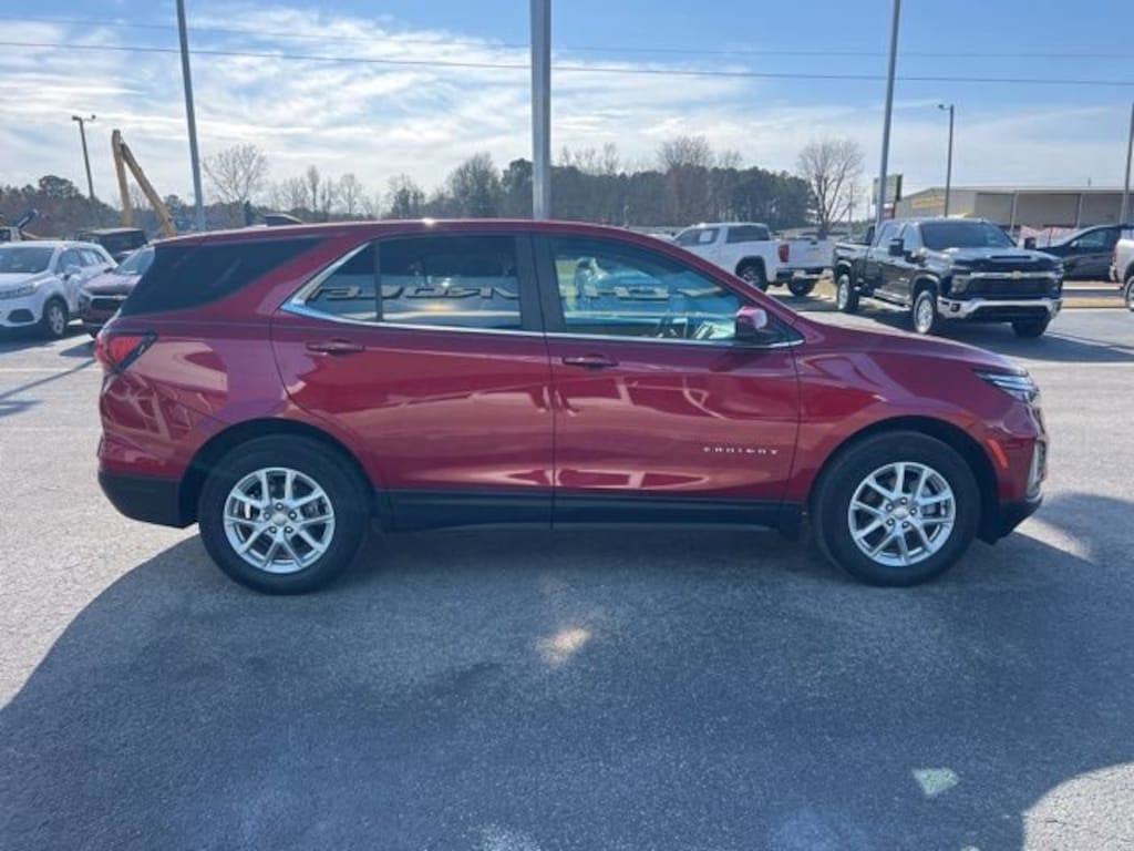 Used 2024 Chevrolet Equinox LT SUV