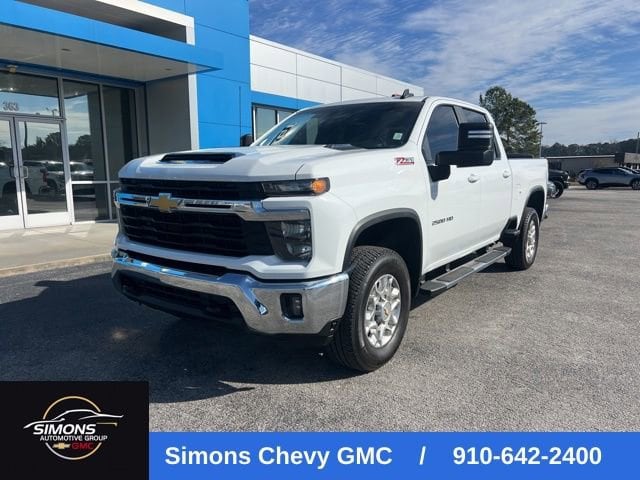 2024 Chevrolet Silverado HD LT's photo