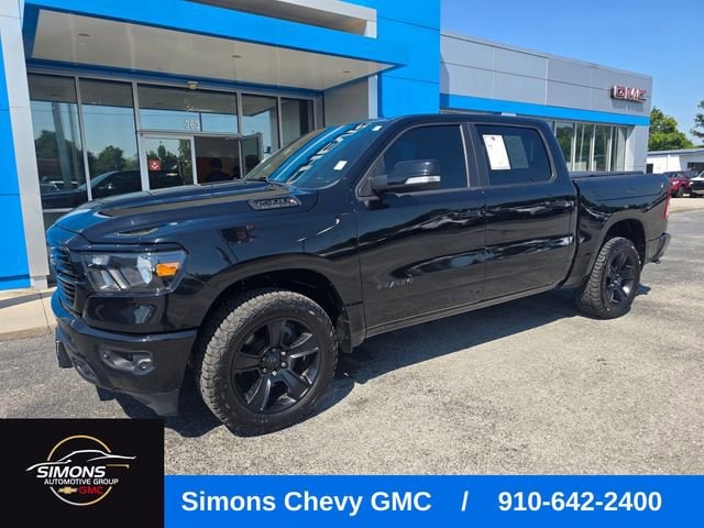 2020 RAM 1500 Big Horn/Lone Star 4x4 Crew Cab 5'7's photo