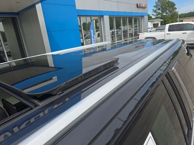 2025 Chevrolet Suburban Premier - Photo 57