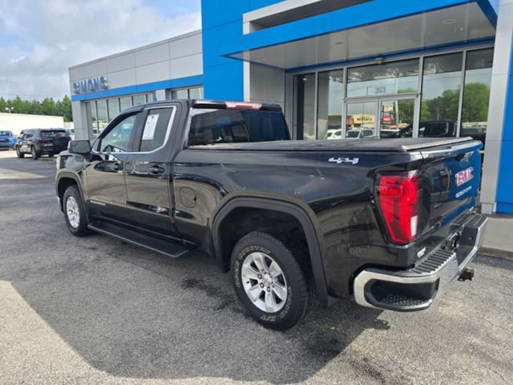 Used 2019 GMC Sierra 1500 SLE Truck