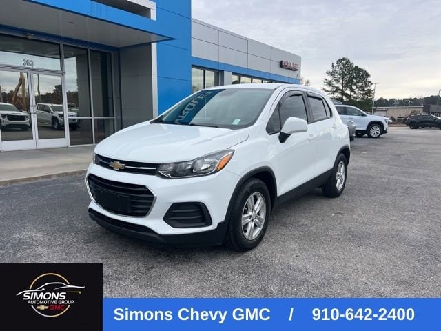 2020 Chevrolet Trax LS's photo