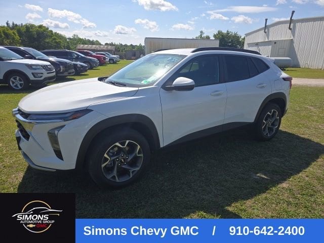 2024 Chevrolet Trax LT's photo