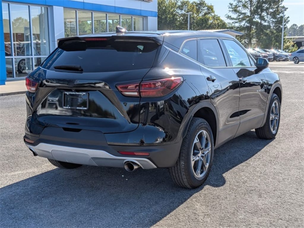 Used 2025 Chevrolet Blazer LT SUV