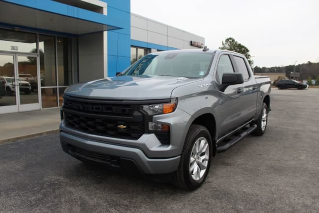 New 2026 Chevrolet Silverado 1500 Custom Truck