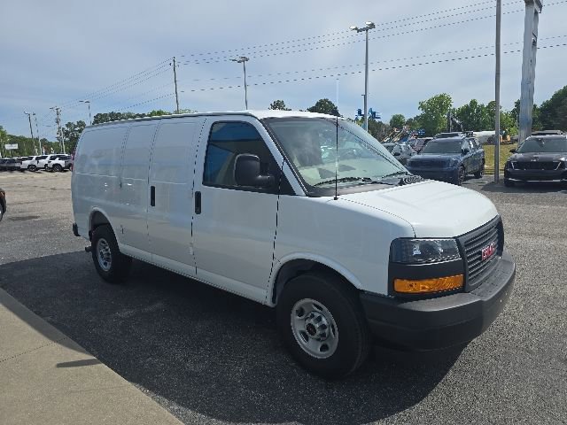 2025 GMC Savana Cargo Work Van - Photo 7