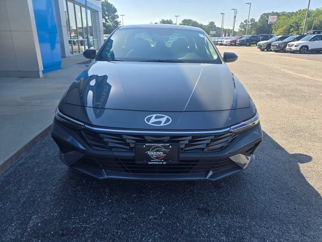 2026 Hyundai Elantra 8