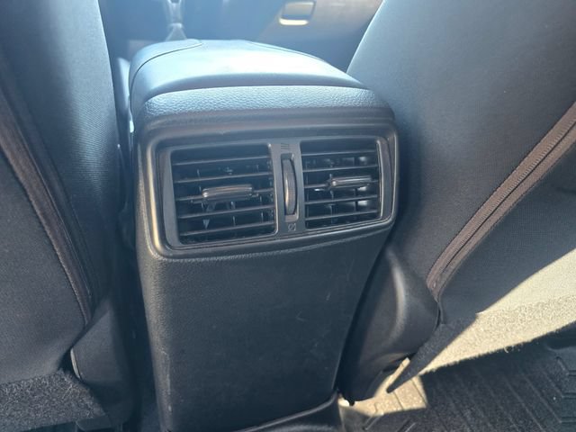 2018 Nissan Rogue Sport 27