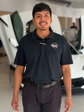 Staff member Mario Aguilar from ID_1343b1