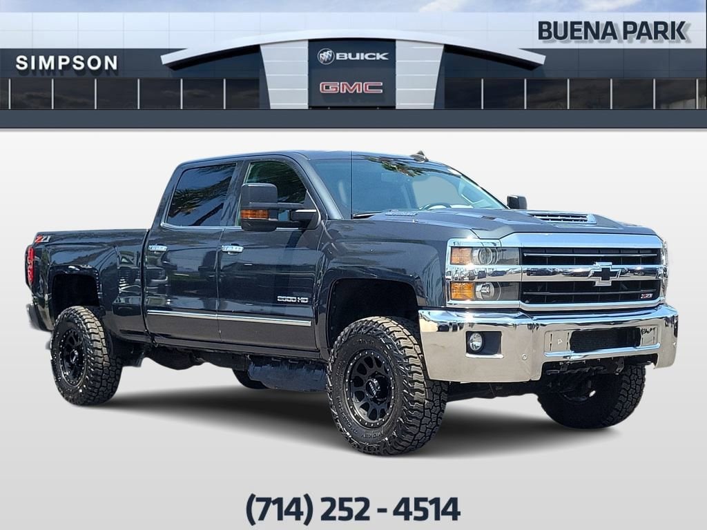 2019 Chevrolet Silverado HD LTZ 4WD Crew Cab Standard Box's photo