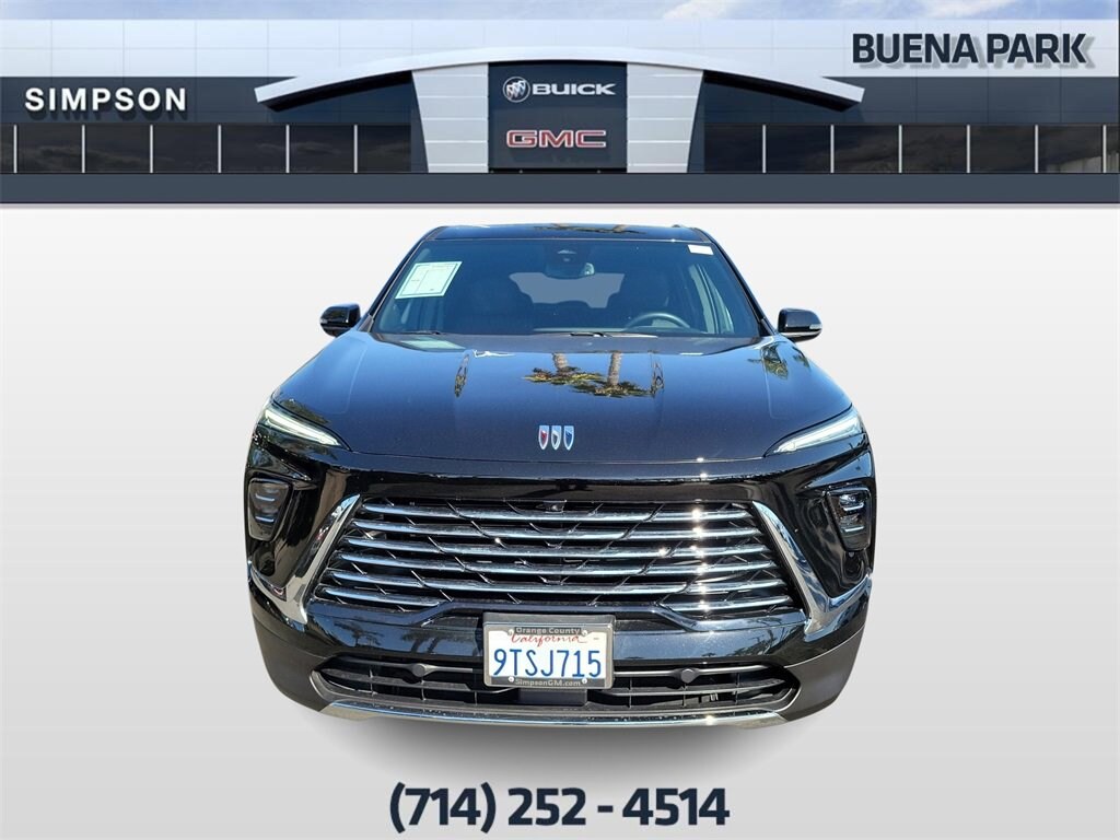 2025 Buick Enclave Preferred photo 3