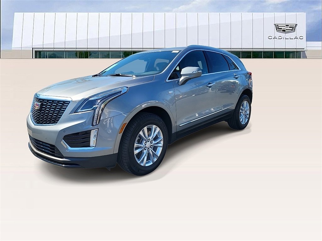 2025 Cadillac XT4 Luxury photo 4