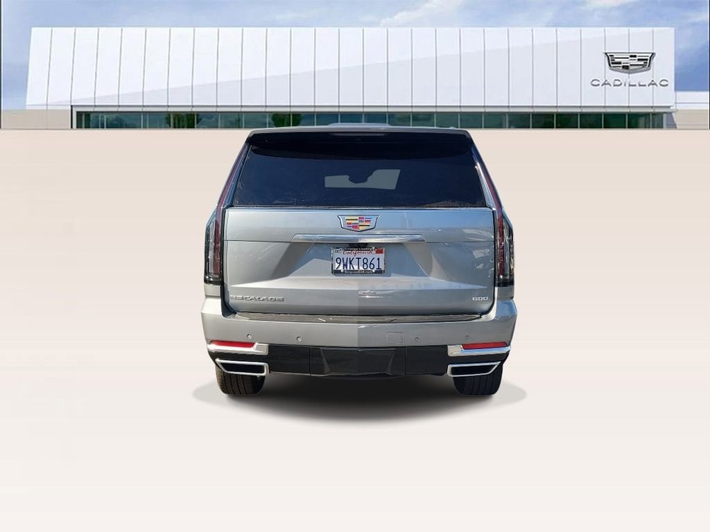 2026 CADILLAC Escalade Luxury photo 6